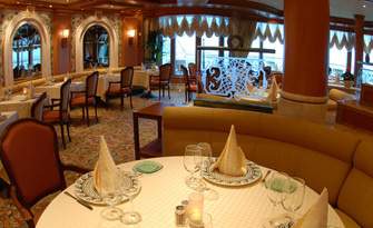 Princess Cruises Ruby Princess Interior Sabatinis.jpg